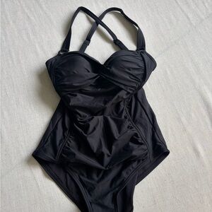 DKNY Black One Piece Swimsuit Women’s S Ruched Bust Supportive